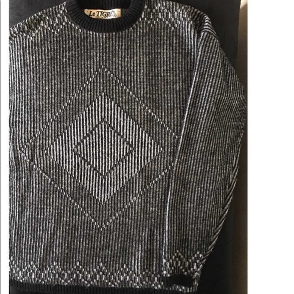 LAST CALL:  Modern Men's Wool/acrylic Sweater